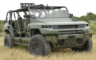 GM создала военное авто на базе электрического пикапа Hummer EV