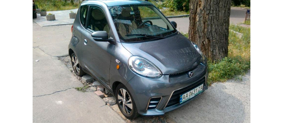 В Украине появился необычный электромобиль