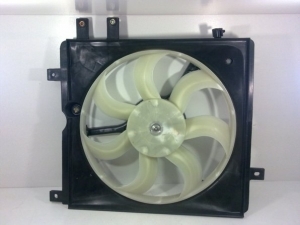 Вентилятор охлаждения радиатора 
