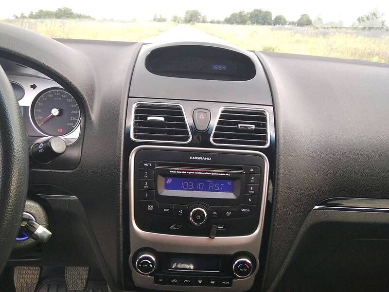 Geely Emgrand EC7 2013 - 2