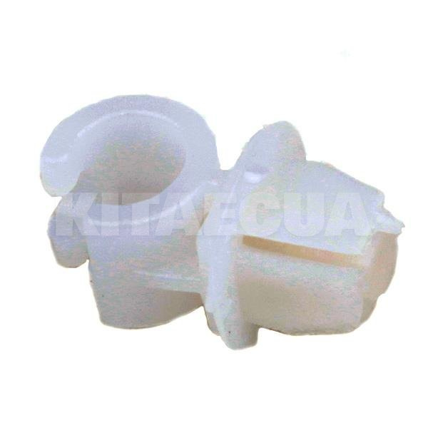 Фиксатор упора капота HQ на Chery AMULET (A11-8402261)