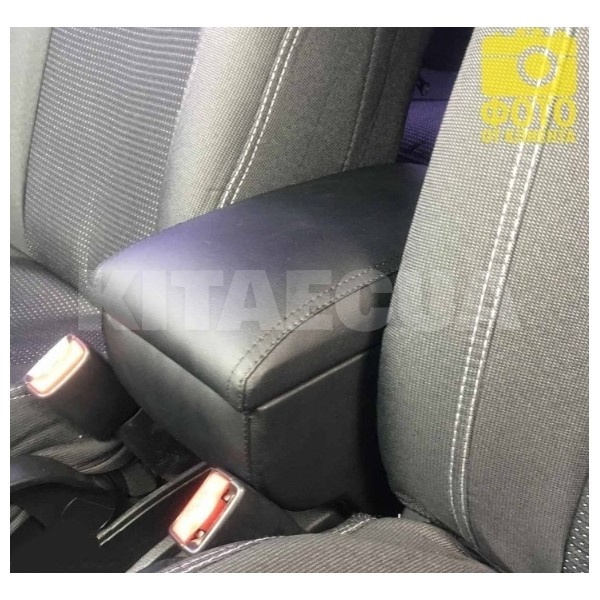 Підлокітник Nissan Tiida (2004-н.в.) чорний ARMREST (41-Nissan) - 4