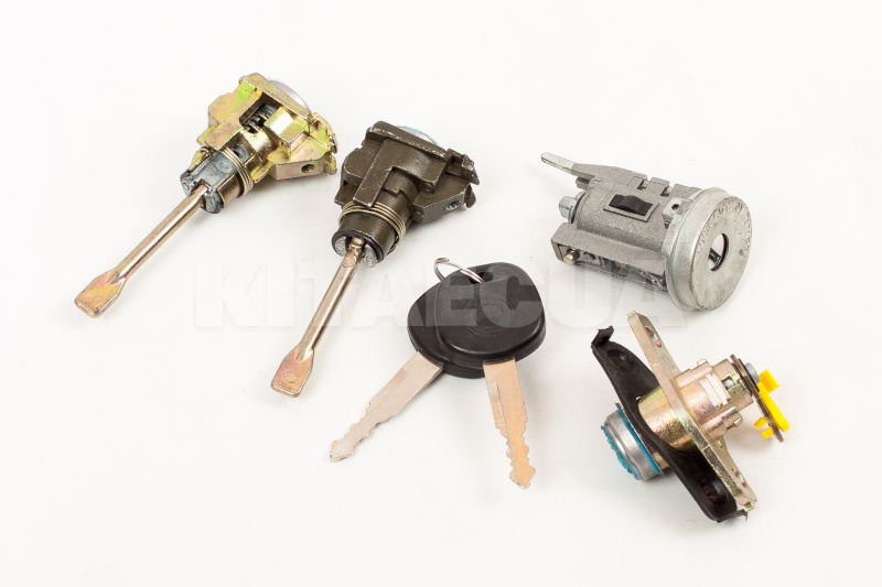 Комплект ключей и личинок ОРИГИНАЛ на Geely MK (1018003964)