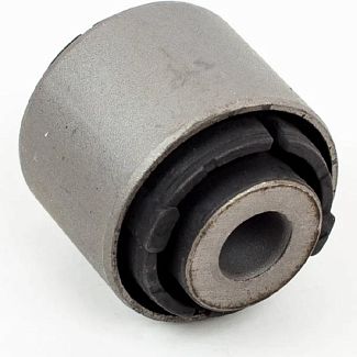 Сайлентблок заднего рычага (бумеранга) GSP