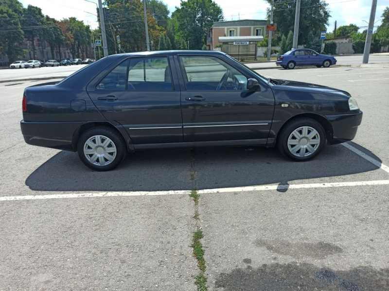 Chery Amulet 2008 - 3