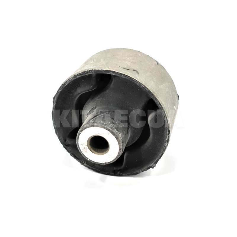 Сайлентблок заднего продольного рычага KLM Autoparts на Chery ELARA (A21-2919350)