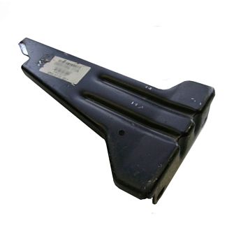 Кронштейн бампера переднего правый (длинный) HQ