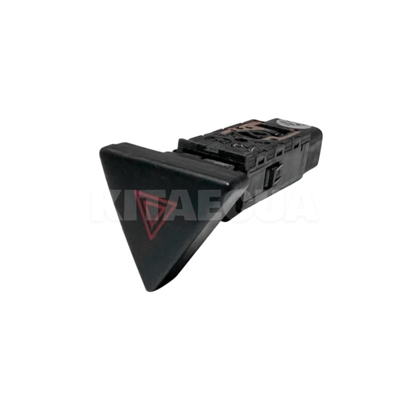 Кнопка аварийной сигнализации на Geely CK2 (1702337180)