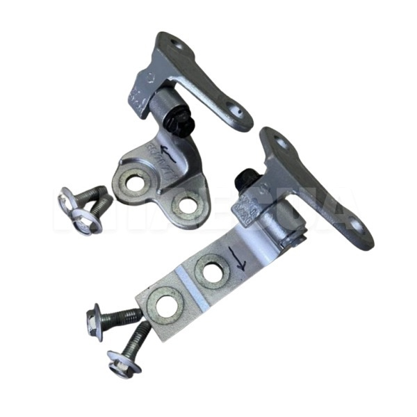 Петля двери задняя левая нижняя ОРИГИНАЛ на NISSAN Ariya (82421-6RA0A)