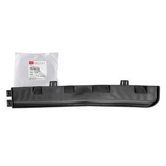 Заглушка переднього бампера права CHERY