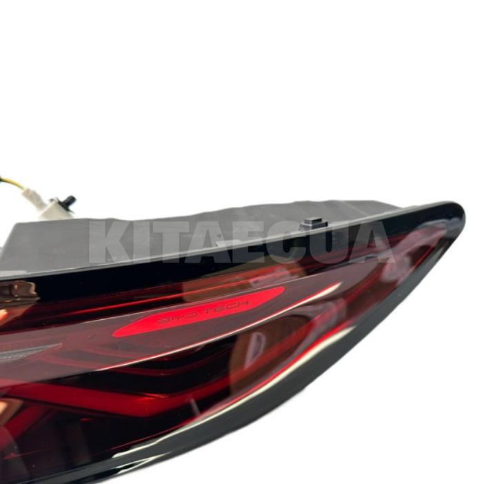 Фара задня права BYD на BYD Han (13336773-00) - 3