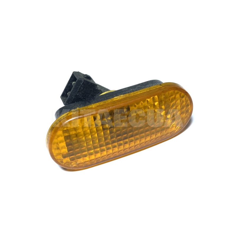 Повторювач повороту жовтий KLM Autoparts на Chery AMULET (A11-3731010)
