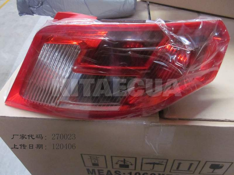 Ліхтар задній правий (хетчбек) на Geely EMGRAND EC7 RV (1067002019) - 2