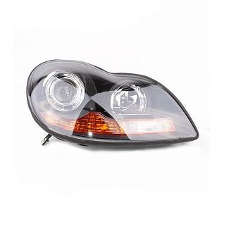 Фара передняя правая (электрокорректор) 7 SEVEN PARTS