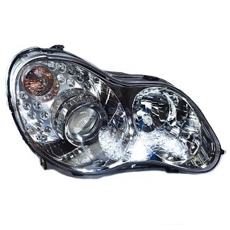 Фара передняя правая (механический корректор) 7 SEVEN PARTS