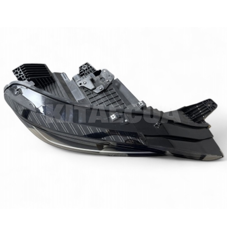 Фара правая комплектация "Base" BYD на BYD Song L (13785129-00) - 3