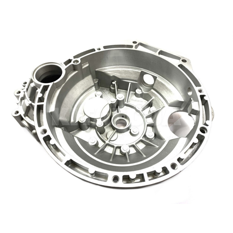 Корпус КПП 1.6L KLM Autoparts на Chery AMULET (015301107AA) - 2