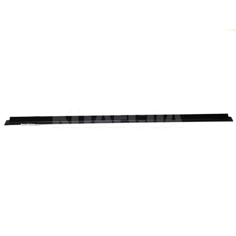 Уплотнитель стекла передней правой двери наружный KLM Autoparts на Chery AMULET (A11-5206116)