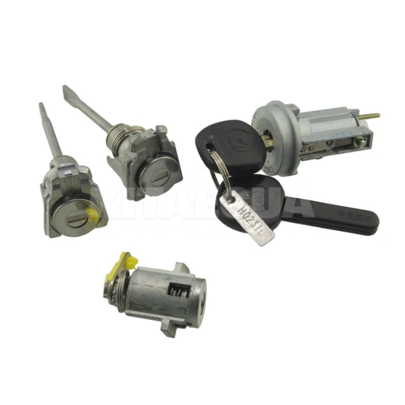 Комплект ключів з личинками 7 SEVEN PARTS на Geely MK2 (1018011447)