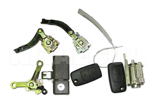 Комплект ключів і личинок на TIGGO 2.0-2.4 (T11-8CB6105P3)