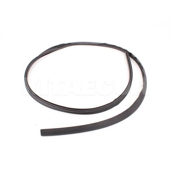 Ущільнювач лобового скла верхній HQ на Chery AMULET (A11-5206053)