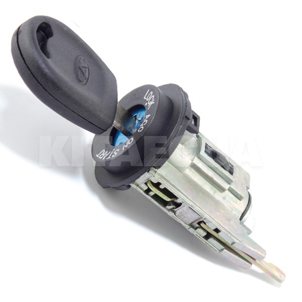 Замок зажигания с ключами 7 SEVEN PARTS (A13-8CB3704017)