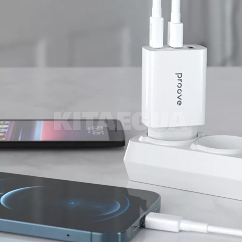 Зарядное устройство 30W Type-C+2USB Rapid белое PROOVE (483950003) - 3