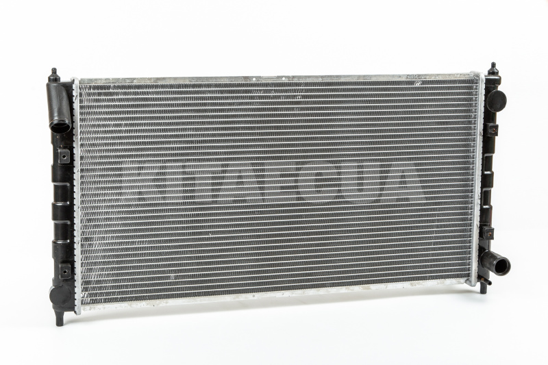 Радиатор охлаждения двигателя (без горловины) сотовый на LIFAN 520 (LBA1301000)
