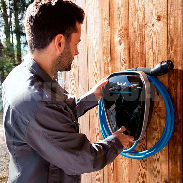 Зарядка для електромобіля Type 2 22 кВт 32A 1-фаза Wallbox Essential BMW (61905A1E1B1) - 2