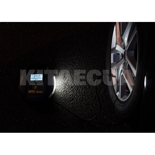 Автомобільний компресор 30 л/хв 120 Вт 6.9 атм бездротової з ліхтарем та функцією автостоп RING (RTC600) - 6