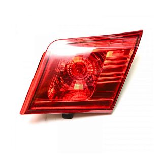 Фонарь задний правый внутренний 