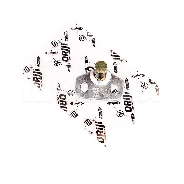 Фиксатор замка 5-й двери ORIJI на Chery AMULET (A11-5606230)