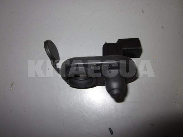 Концевик задней двери на Geely MK CROSS (1017009988)