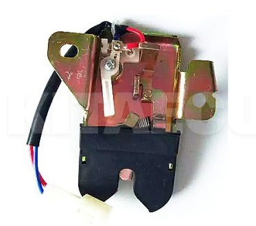 Замок багажника ASIAN на Geely CK (1801027180)