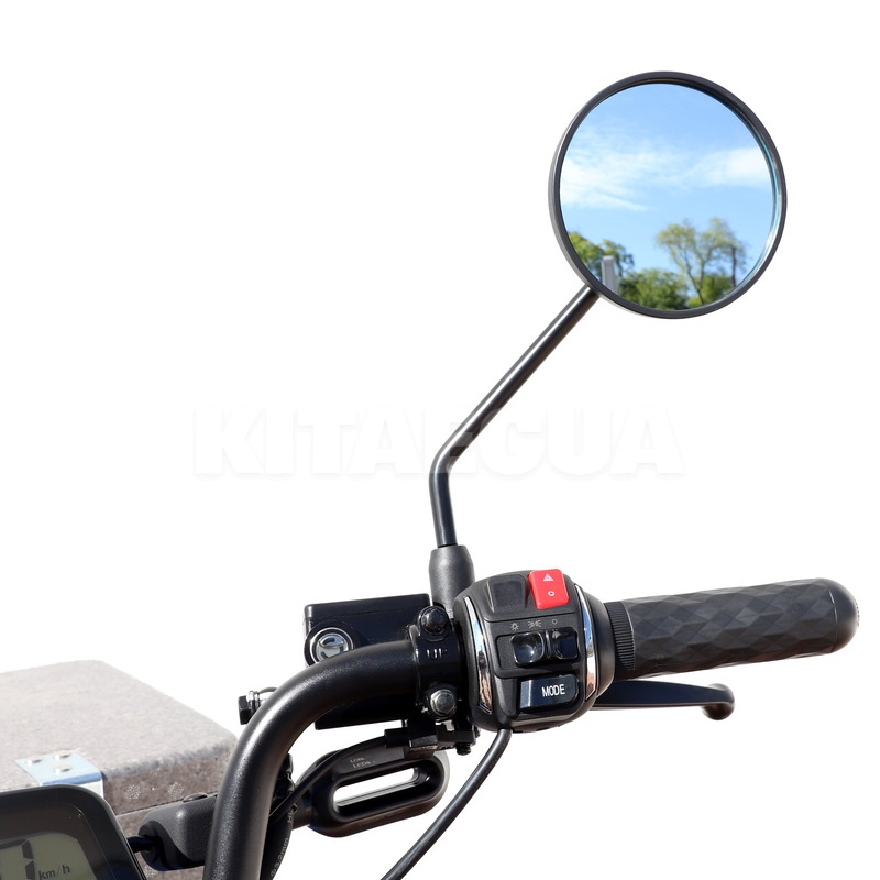 Электроскутер 120 км 1200 Вт белый + 2 бокса в подарок AIMA (XIO MA U1 L1E 2520 W/h-white) - Kitaec.ua 6 Электроскутер 120 км 1200 Вт белый + 2 бокса в подарок AIMA (XIO MA U1 L1E 2520 W/h-white) - 6