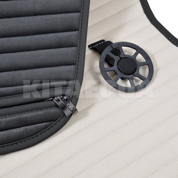Накидка на передні сидіння чорна з підголівником 2 шт. Barcelona BELTEX (BX83150) - 4