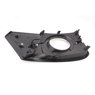 Решітка протитуманної фари лівої 