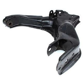 Рычаг передний нижний правый 