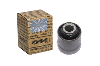 Сайлентблок заднего поперечного рычага (бумеранга) FEBEST