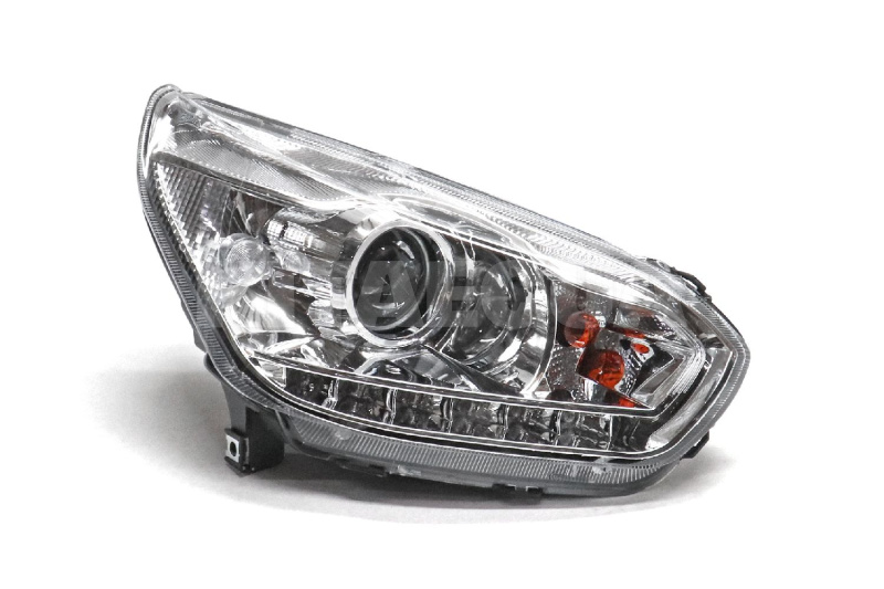 Фара передняя правая на TIGGO FL (T11-3772020AF)