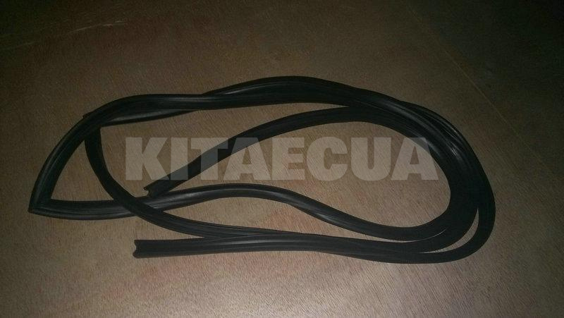 Уплотнитель лобового стекла HQ на Geely EMGRAND EC7 RV (1018058818)