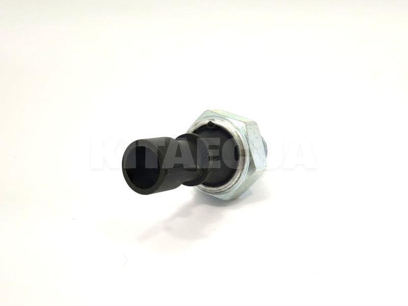 Датчик тиску масла 1.5L KLM Autoparts на Chery ARRIZO 7 (A11-3810010BC) - 2