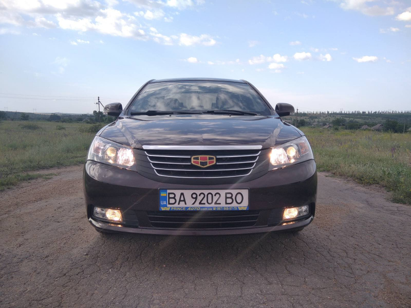 Geely Emgrand EC7 2013