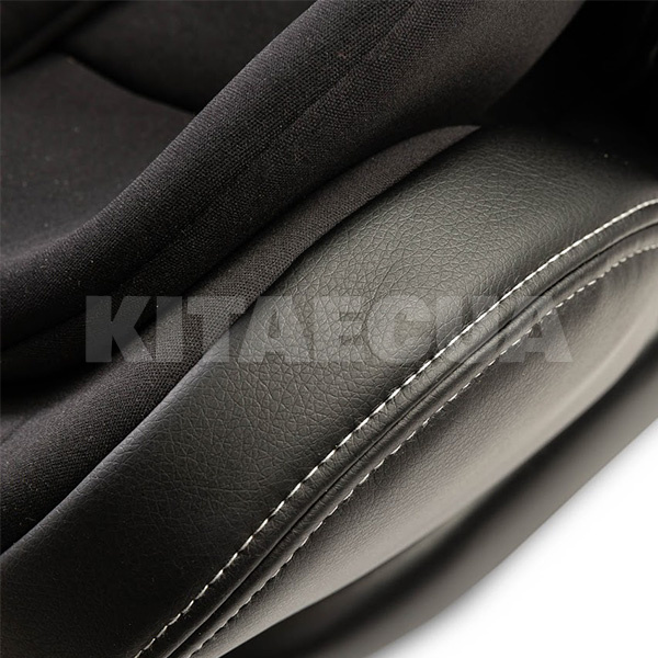 Автокрісло дитяче Mundo Isofix Black 0-36 кг Caretero (TERO-2601) - 2