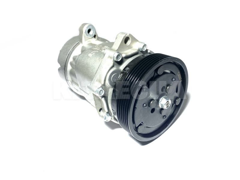 Компресор кондиціонера KLM Autoparts на Chery AMULET (A11-8104010BB)