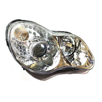 Фара передняя с мех. корректором правая KLM Autoparts