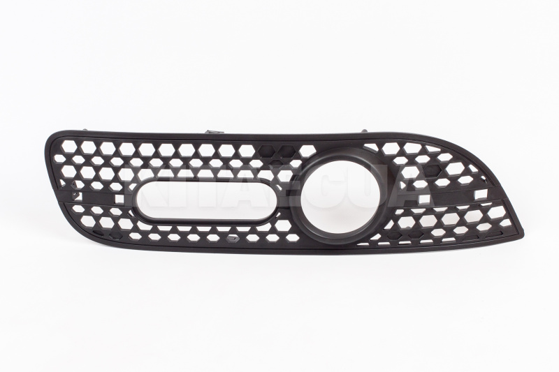 Грати бампера права нового зразка ОРИГИНАЛ на Chery AMULET (A15-2803506BC)