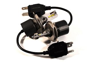 LED лампа для авто H4 P43t 30W 5000K HeadLight