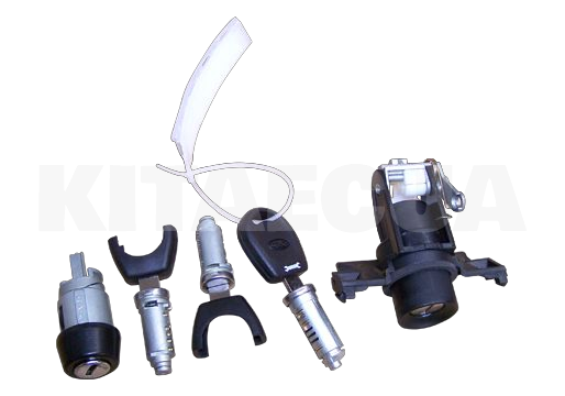 Комплект замков и ключей на Chery AMULET (A11-8CB6105H4) - 2