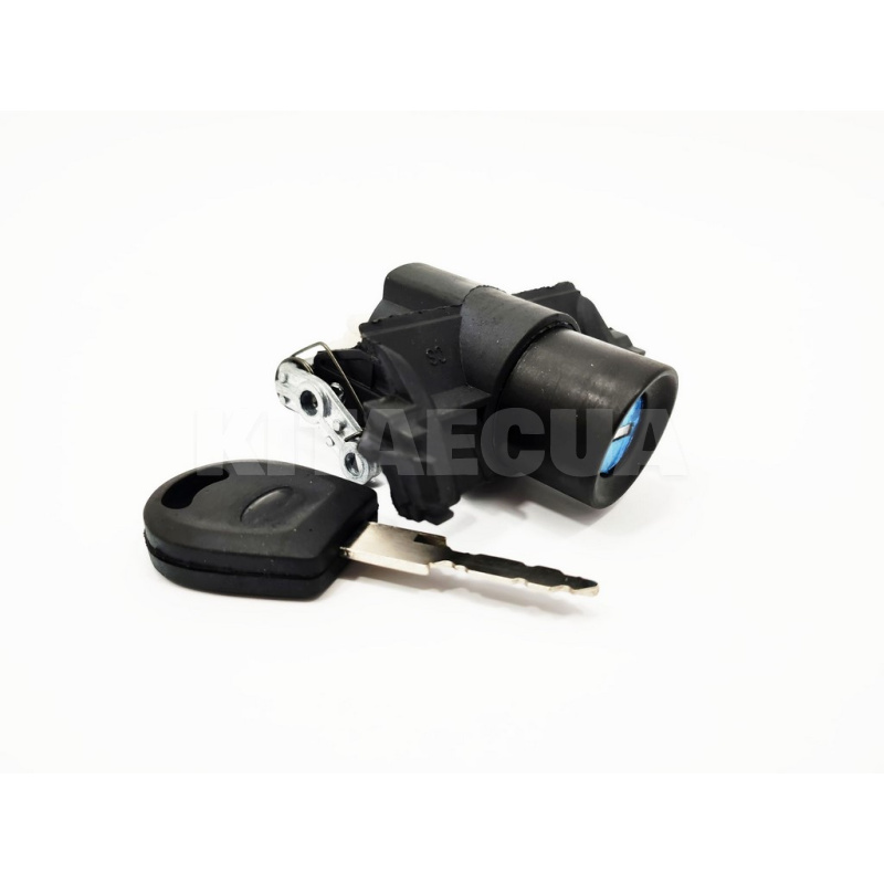 Замок 5 дверей з ключем KLM Autoparts на Chery AMULET (A11-8CB5606110AB)